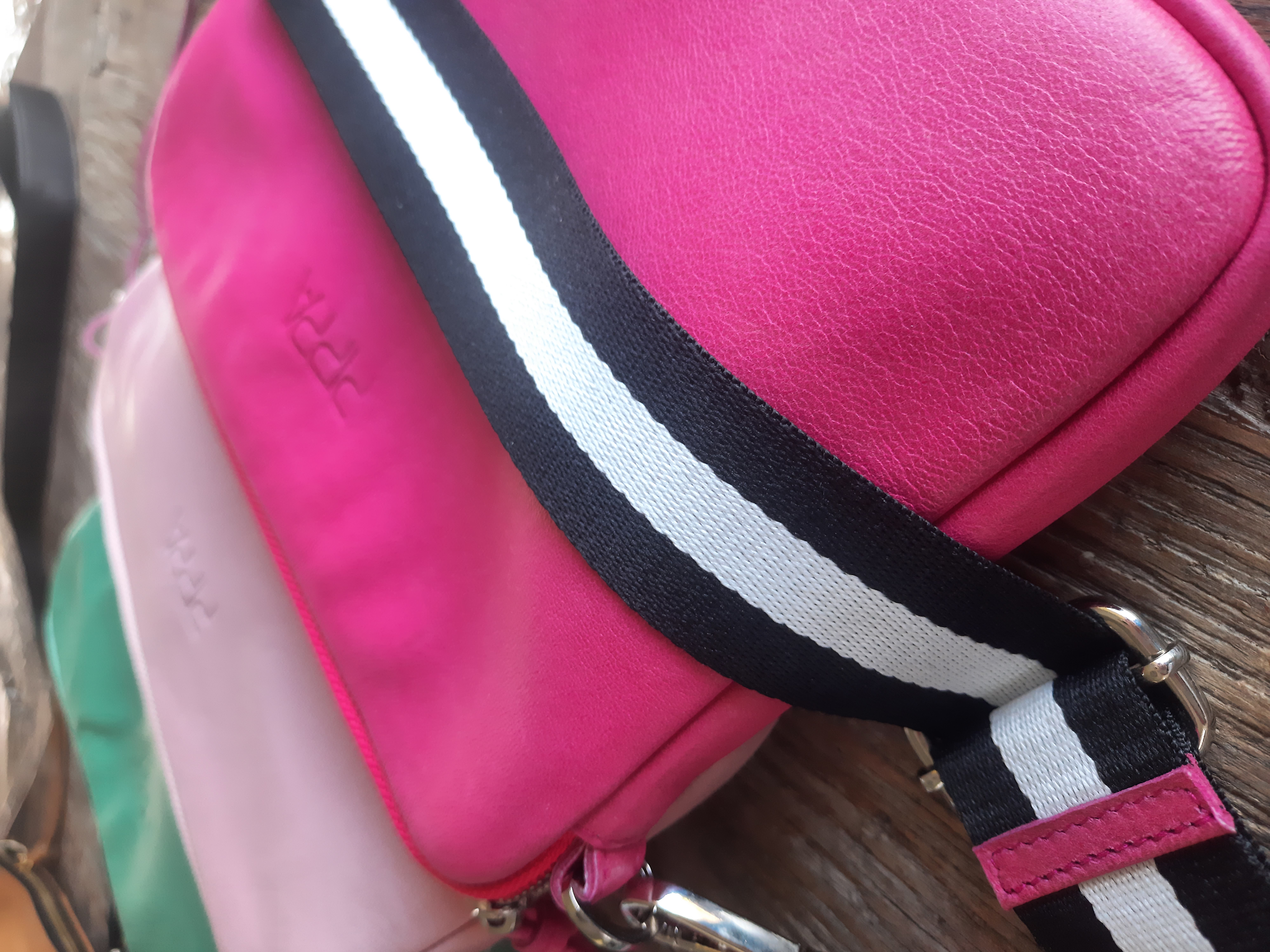 City Bag - Raspberry