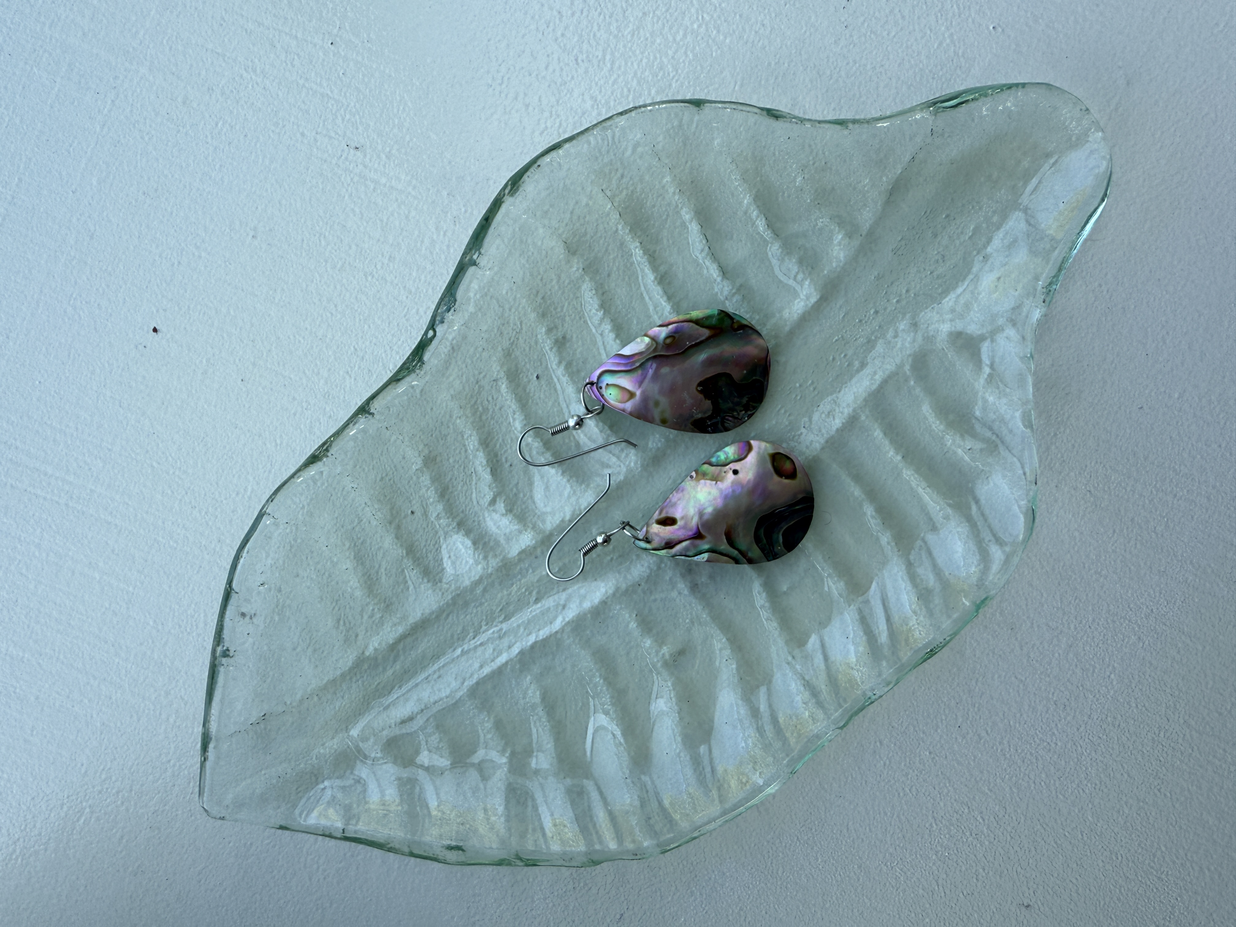 Paua shell teardrop - small