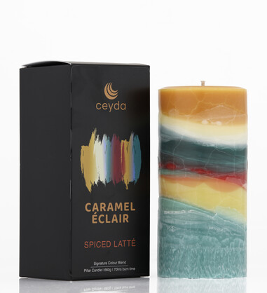 Caramel Éclair - Spiced Latte Scented Pillar Candle