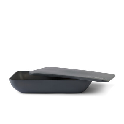 Serving platter with a lid — the rectangle