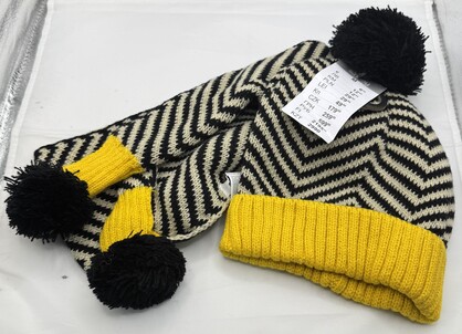 Beanie & Matching Scarf 4 only