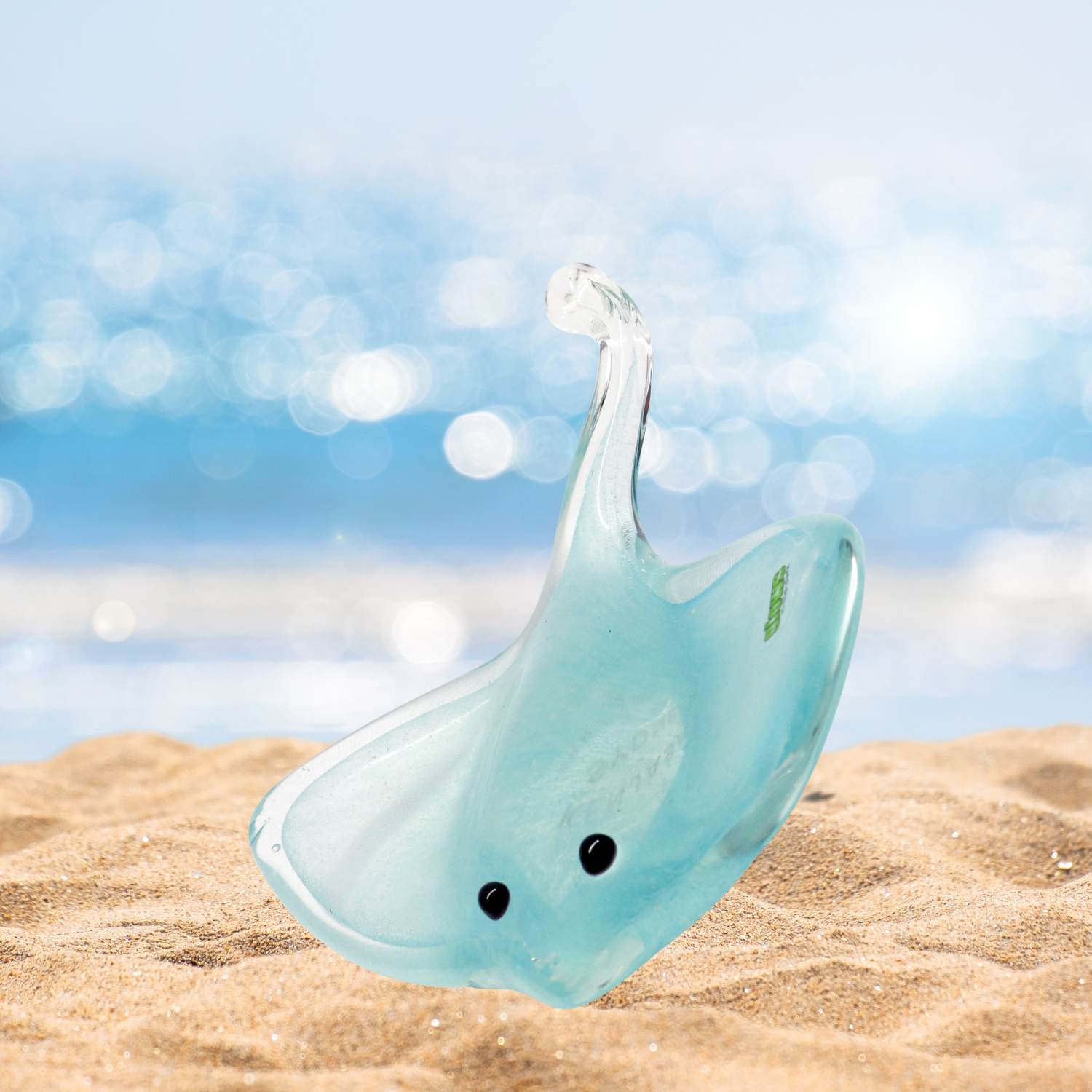 Zibo Handblown Glow in Dark Art Glass - Blue Stingray