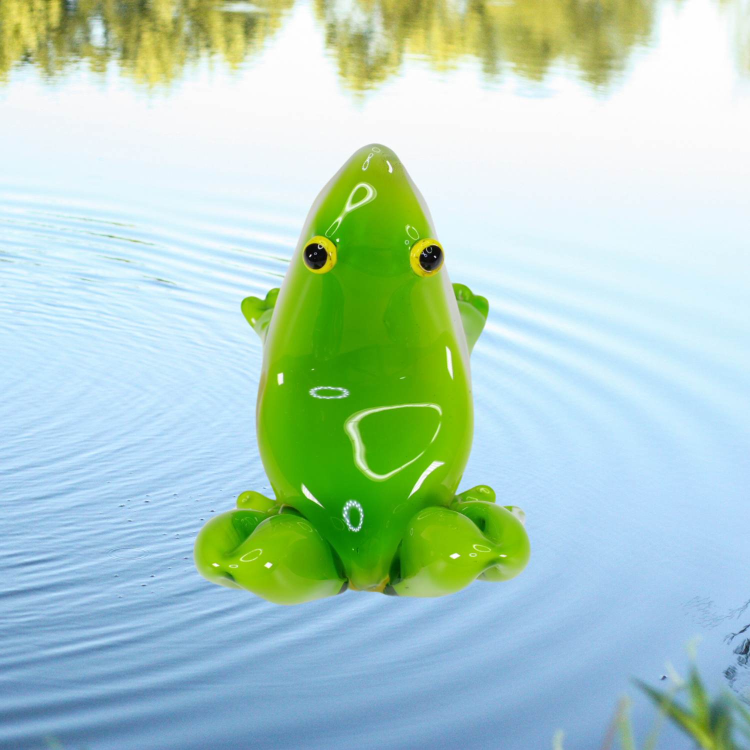 Zibo Handblown Art Glass - Light Green Frog