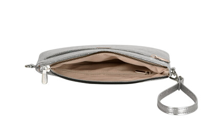 Ophelia Crinkle Silver Clutch