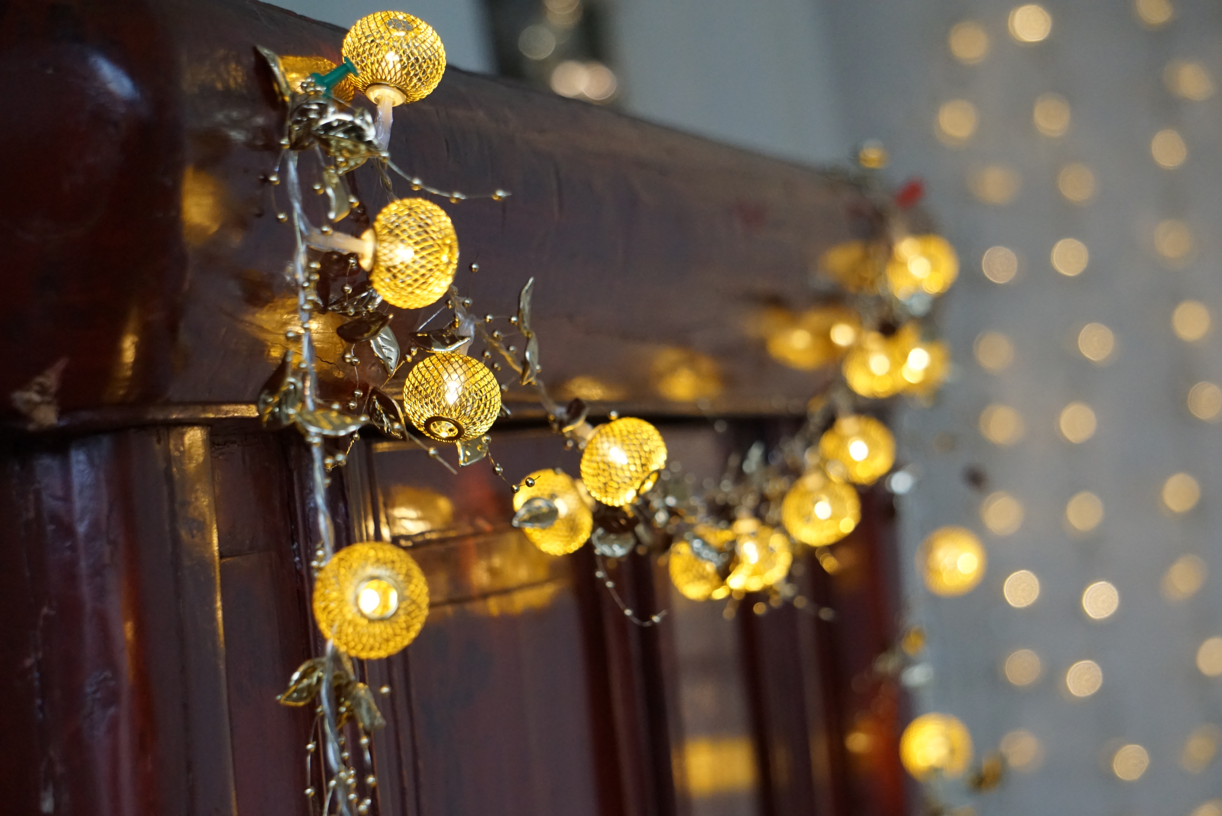 Wholesale Ora String Lights - Glowing Orbs Along A Delicate Chain ...