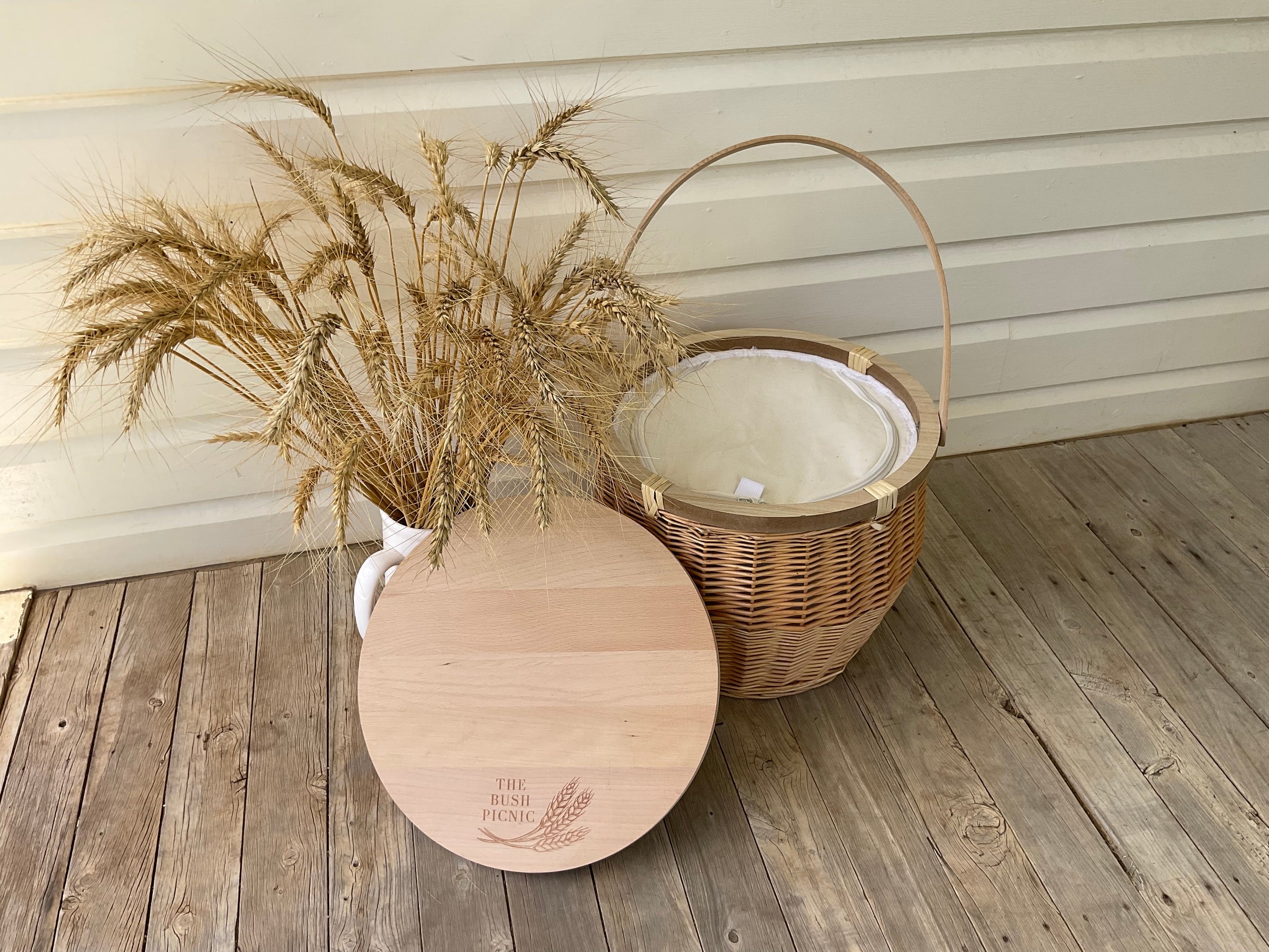 Insulated Round Wicker Picnic Basket