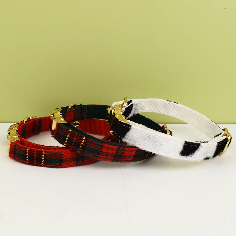 AnyWags Cat Collar Spotted Bow Small with Safety Buckle, Bell, and Durable Strap Stylish and Comfortable Pet Accessory