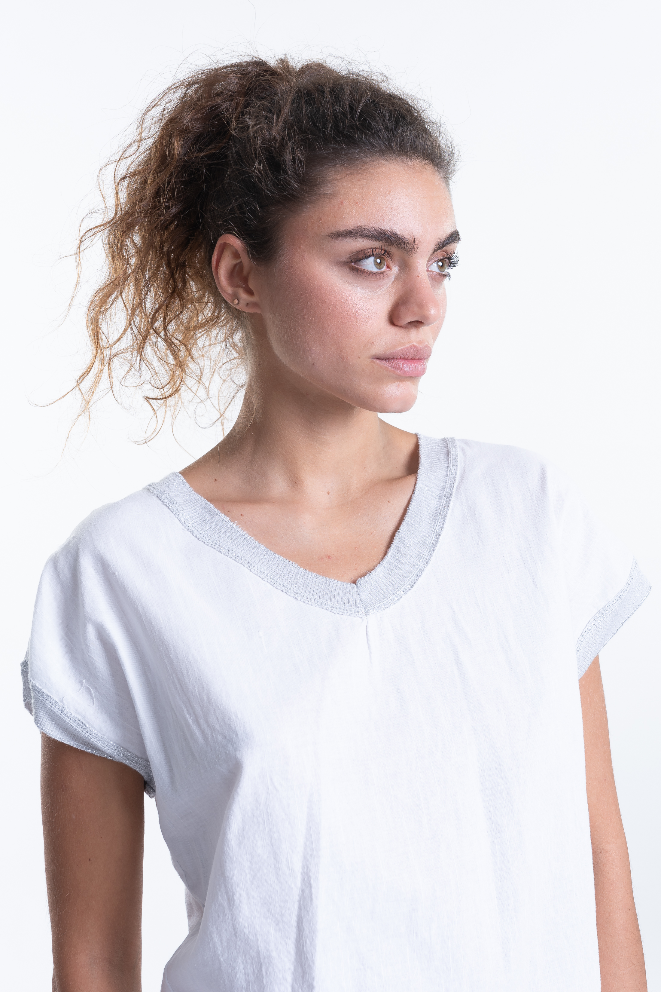 Linen Tee with Silver Trim