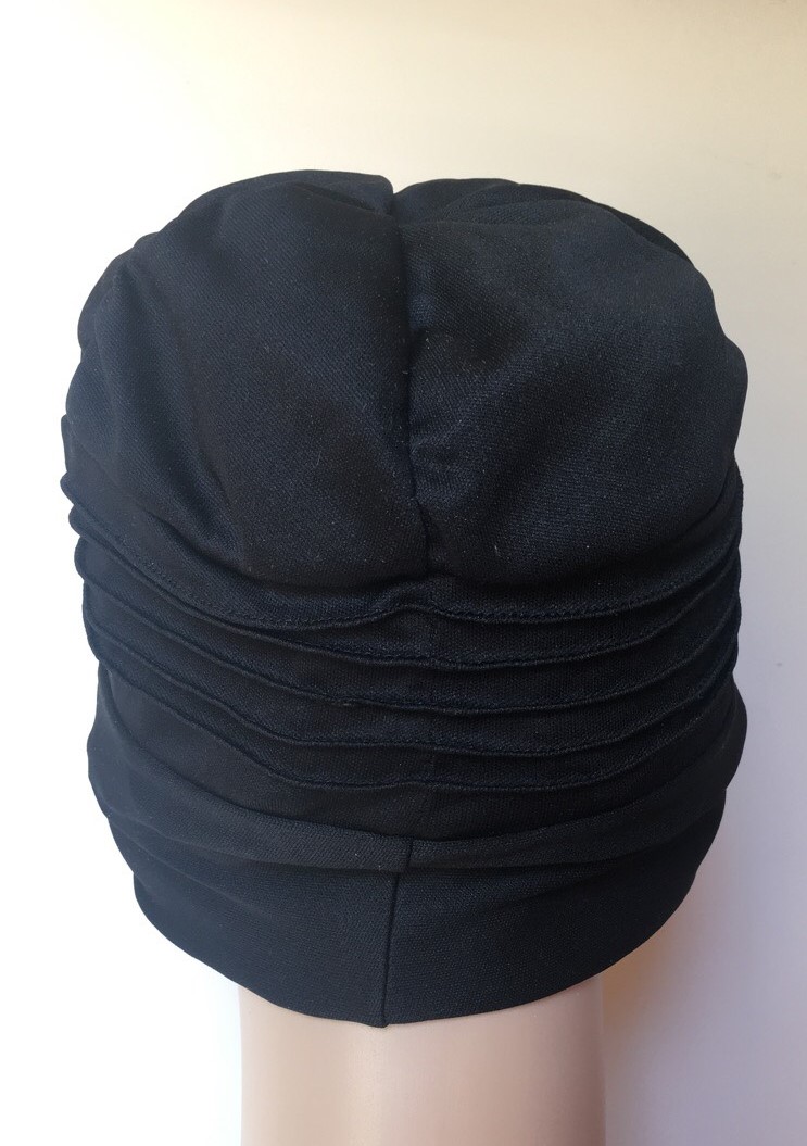 Black swim/shower/resort wear cap