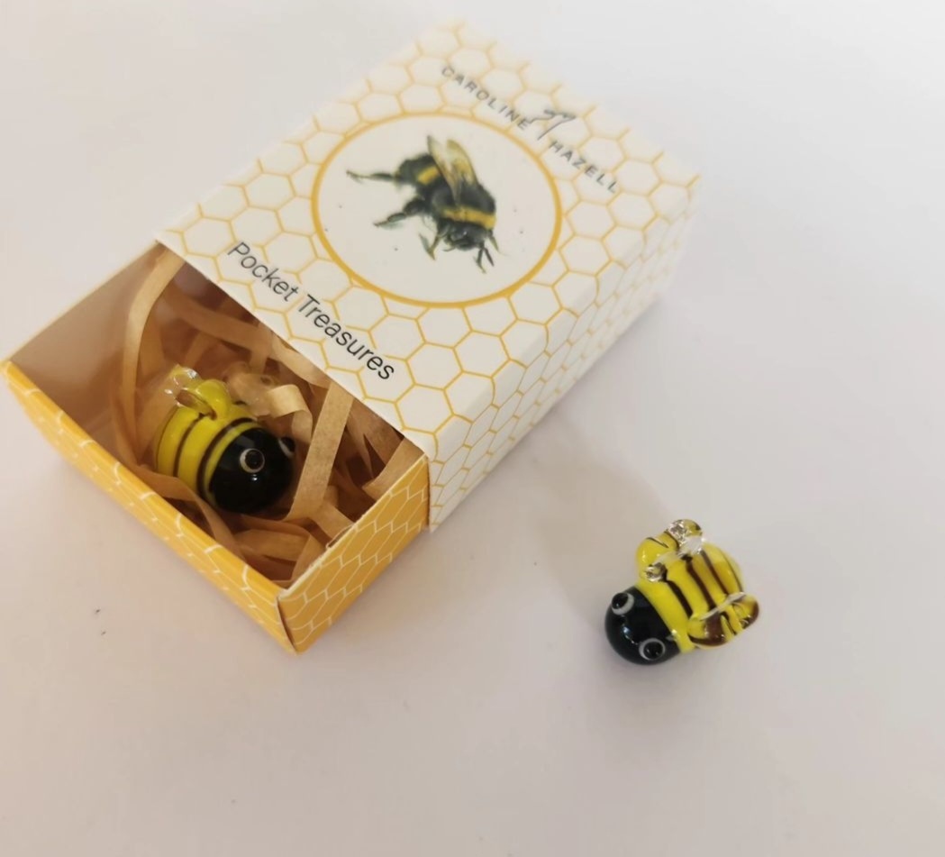 Pocket Treasures BEE