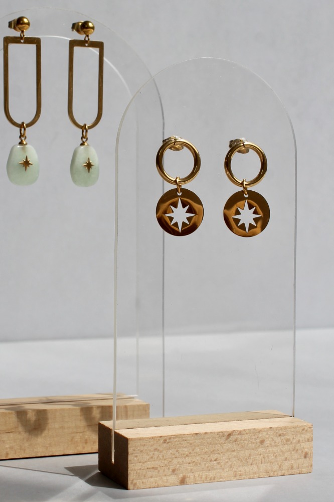 CIRCLE STUDS - STAR COIN