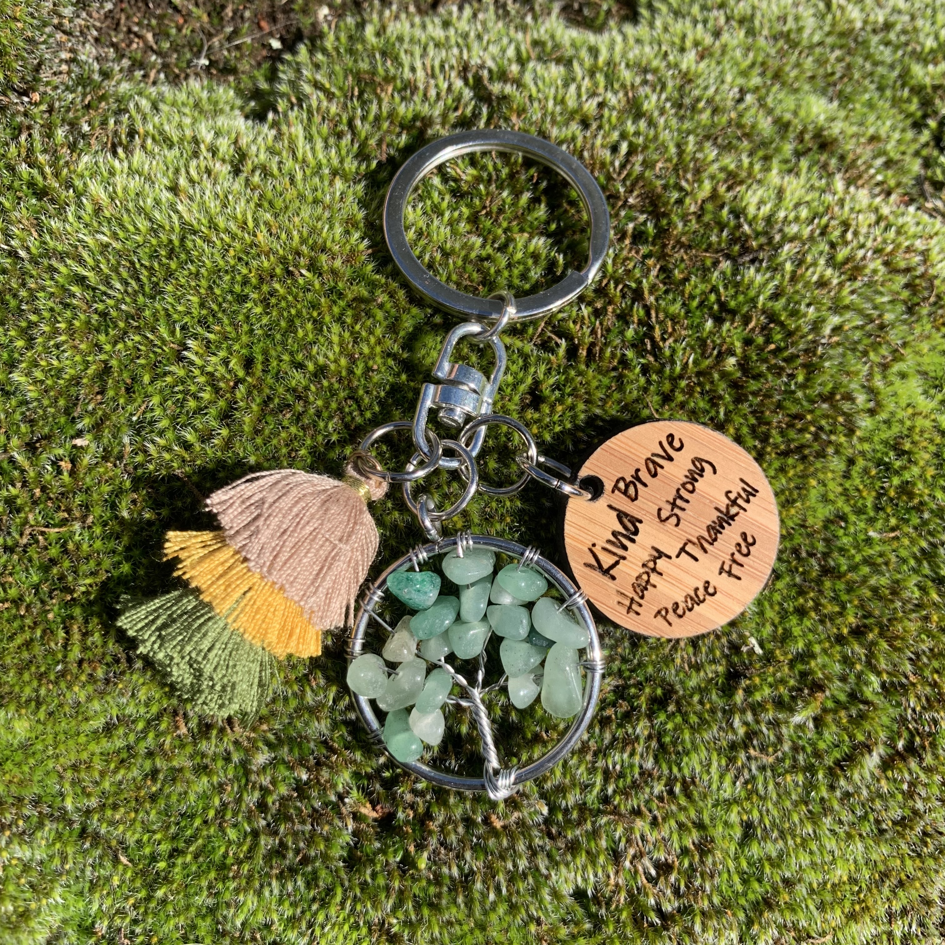 GEMSTONE KEYRINGS WITH DISPLAY