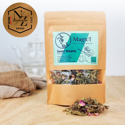 Sweet Dreams: Lemon Verbena, Lemon Balm, Lavender, Rose petals