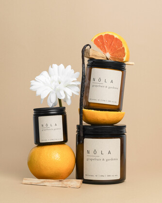 Grapefruit & gardenia 400g candle
