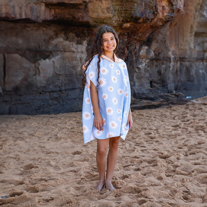 Sand Free Kids Hooded Towel - Daisy