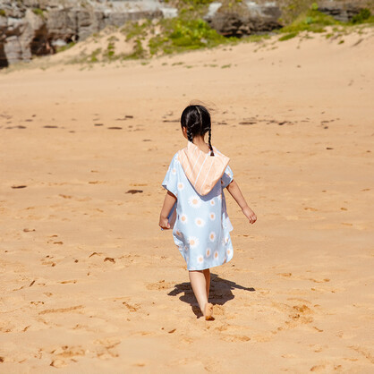 Sand Free Kids Hooded Towel - Daisy
