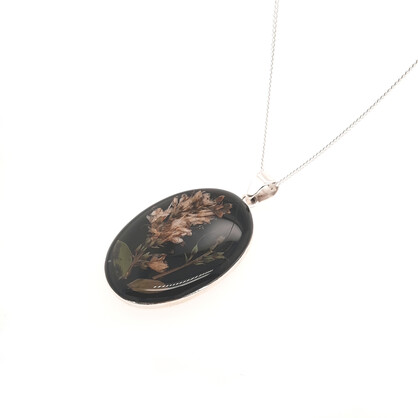 BOTANIGEM Antique Nostalgia Necklace Onyx