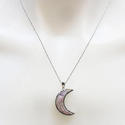 BOTANIGEM Pale Moon Necklace