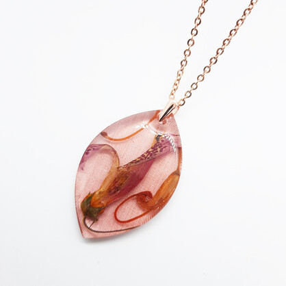 BOTANIGEM Red Centre Necklace