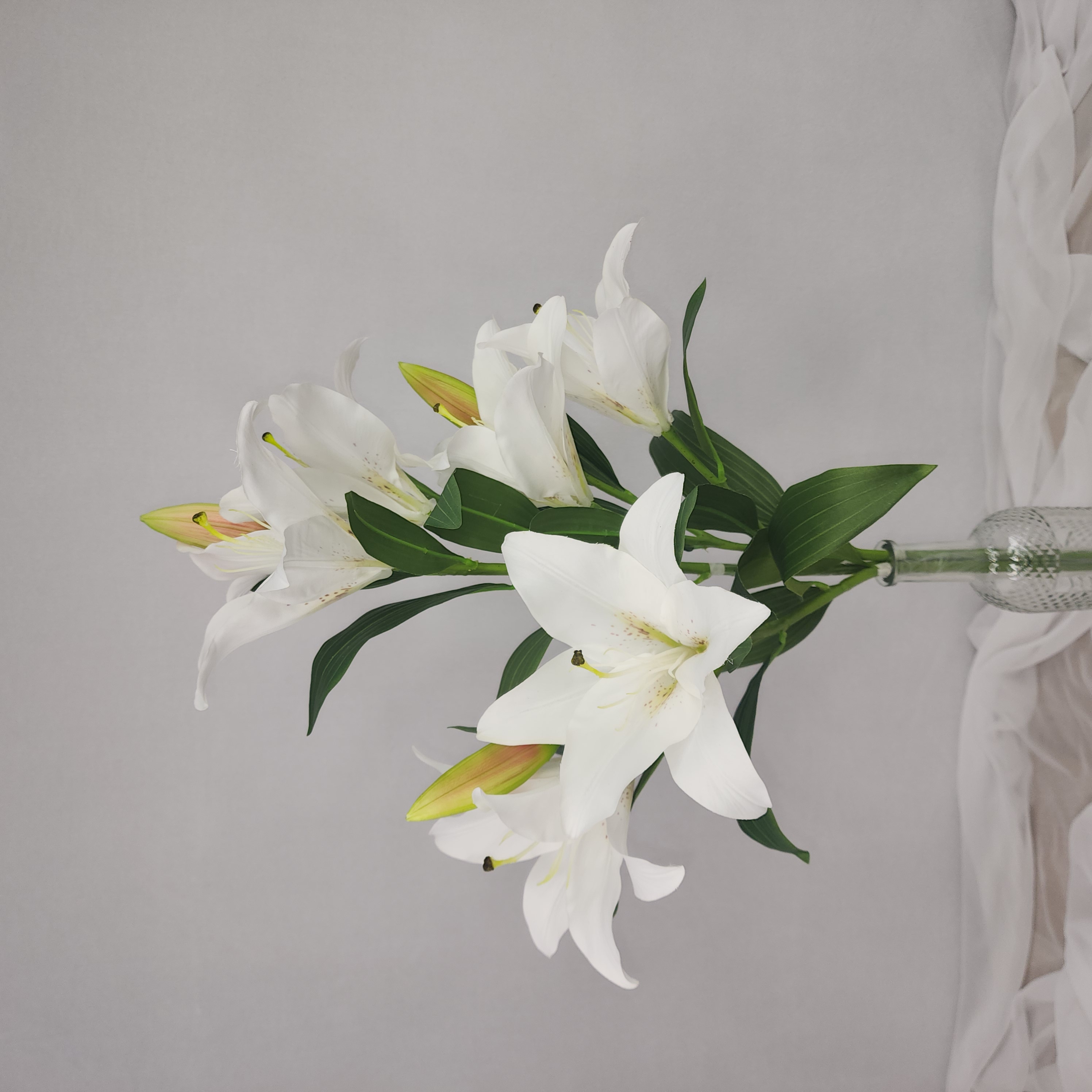 White Oriental Lily - Realistic artificial flowers, real touch