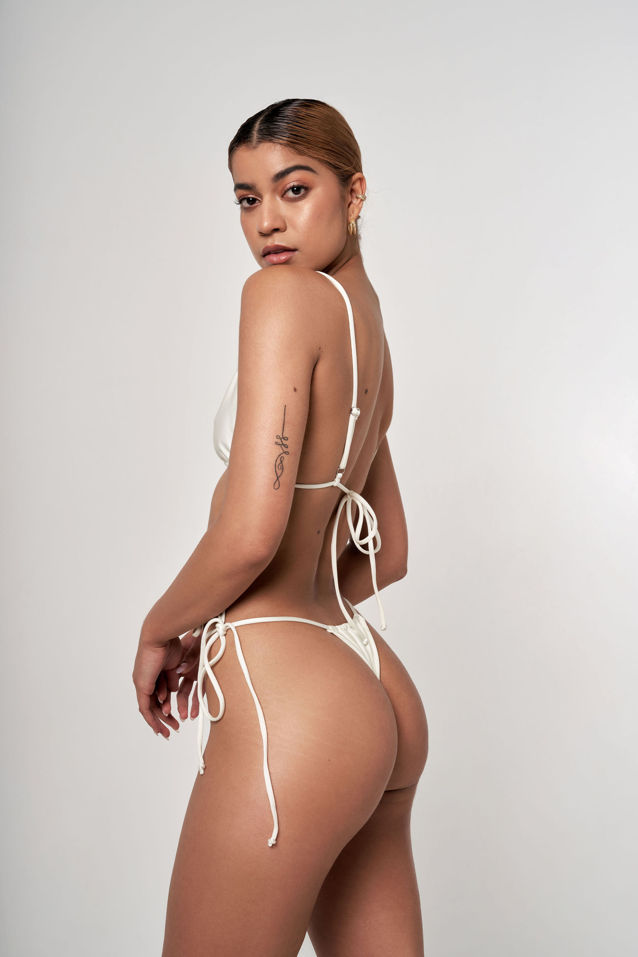 Dionne Bottoms - Ivory