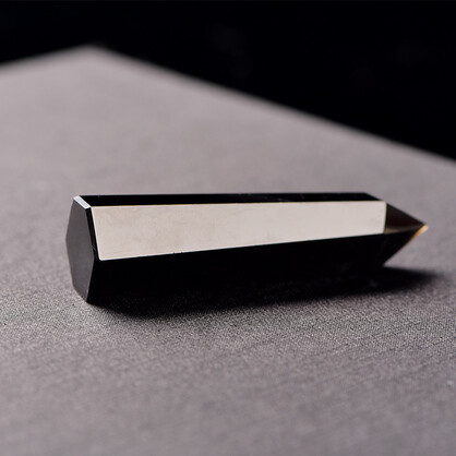 Black Obsidian Crystal Tower Point Generator - Protection