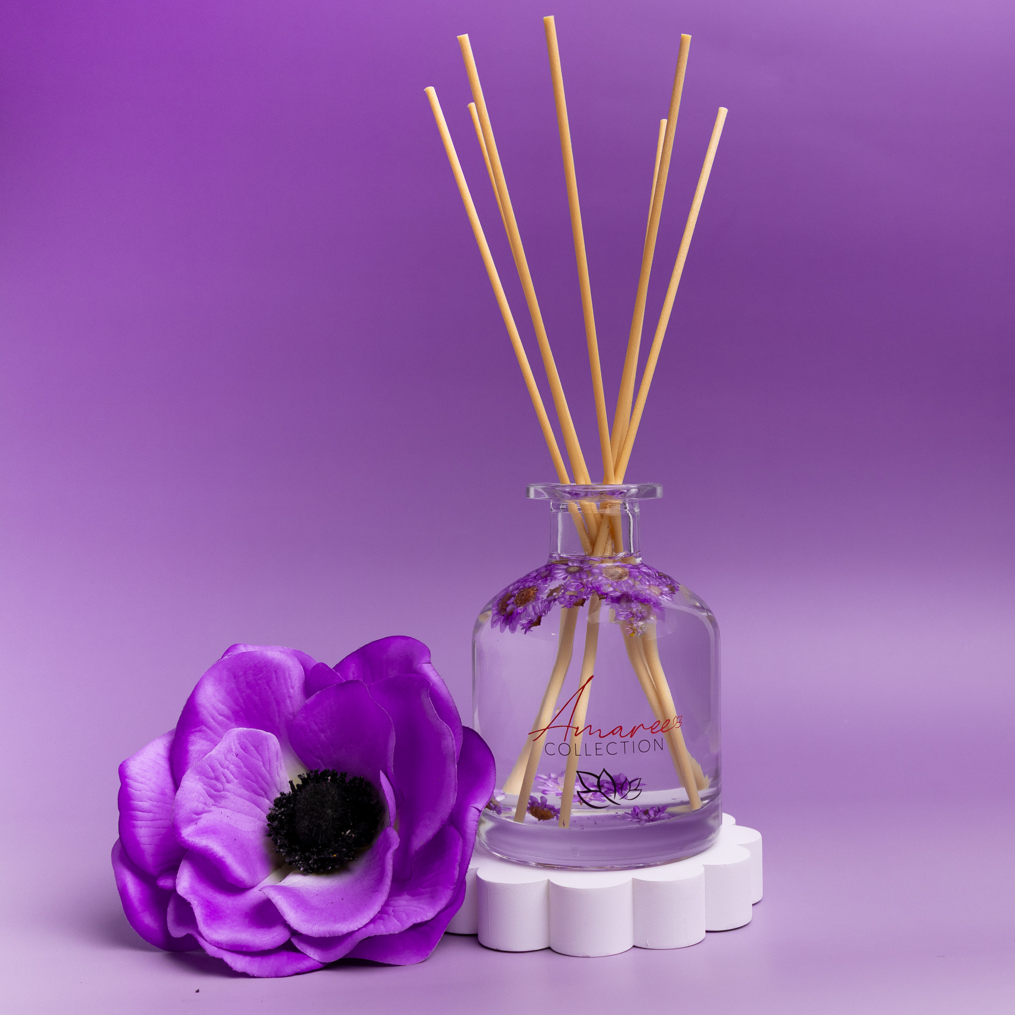 Reed Diffuser: Japanese Honeysuckle