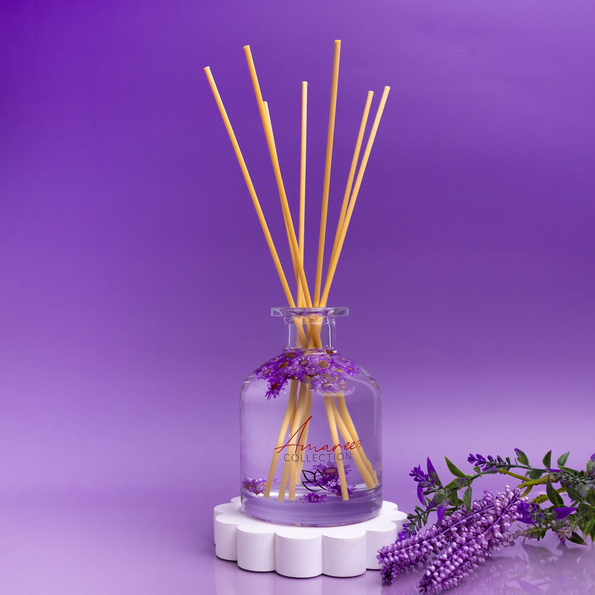 Reed Diffuser: Black Amber & Lavender