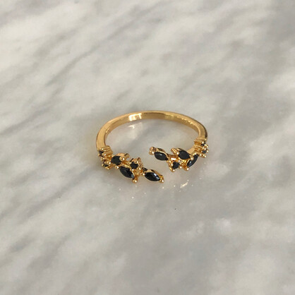 Adeline leaf ring
