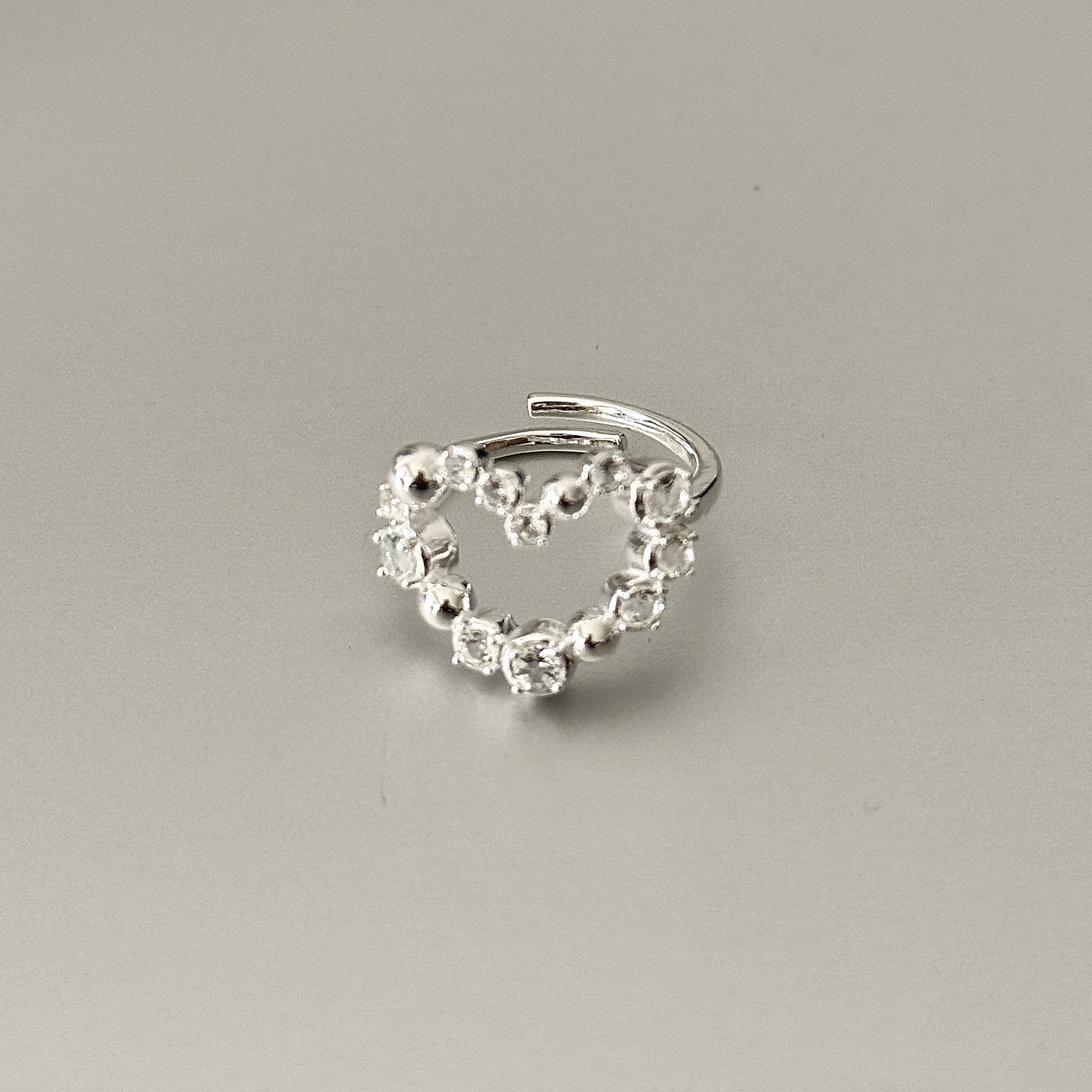 Vero heart ring