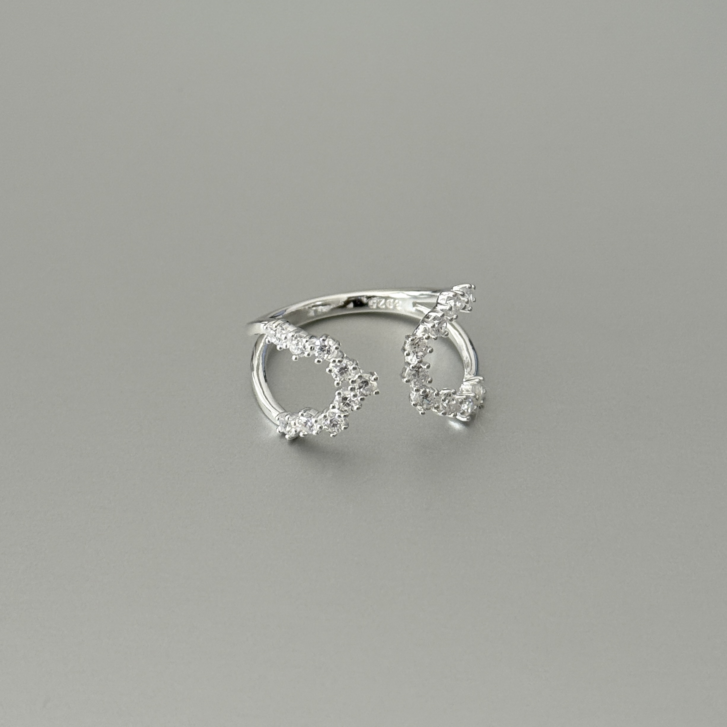 Calla ring