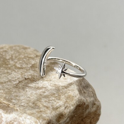 Soleil moon ring