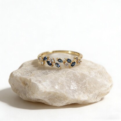 Adeline leaf ring (blue)
