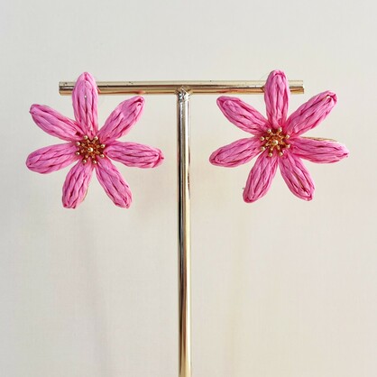 Tahitian Gardenia Earrings | Pink
