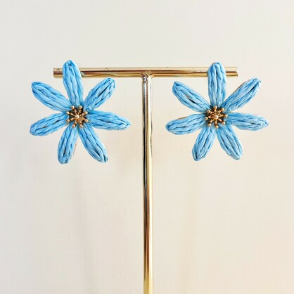 695 Tahitian Gardenia Earrings | Blue