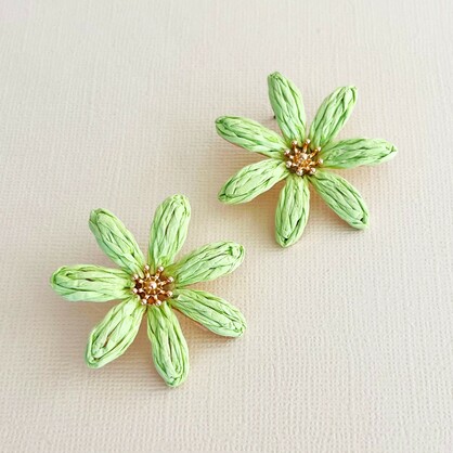 Tahitian Gardenia Earrings | Green