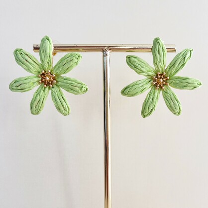 Tahitian Gardenia Earrings | Green