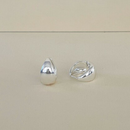 Yvette Earrings | Silver