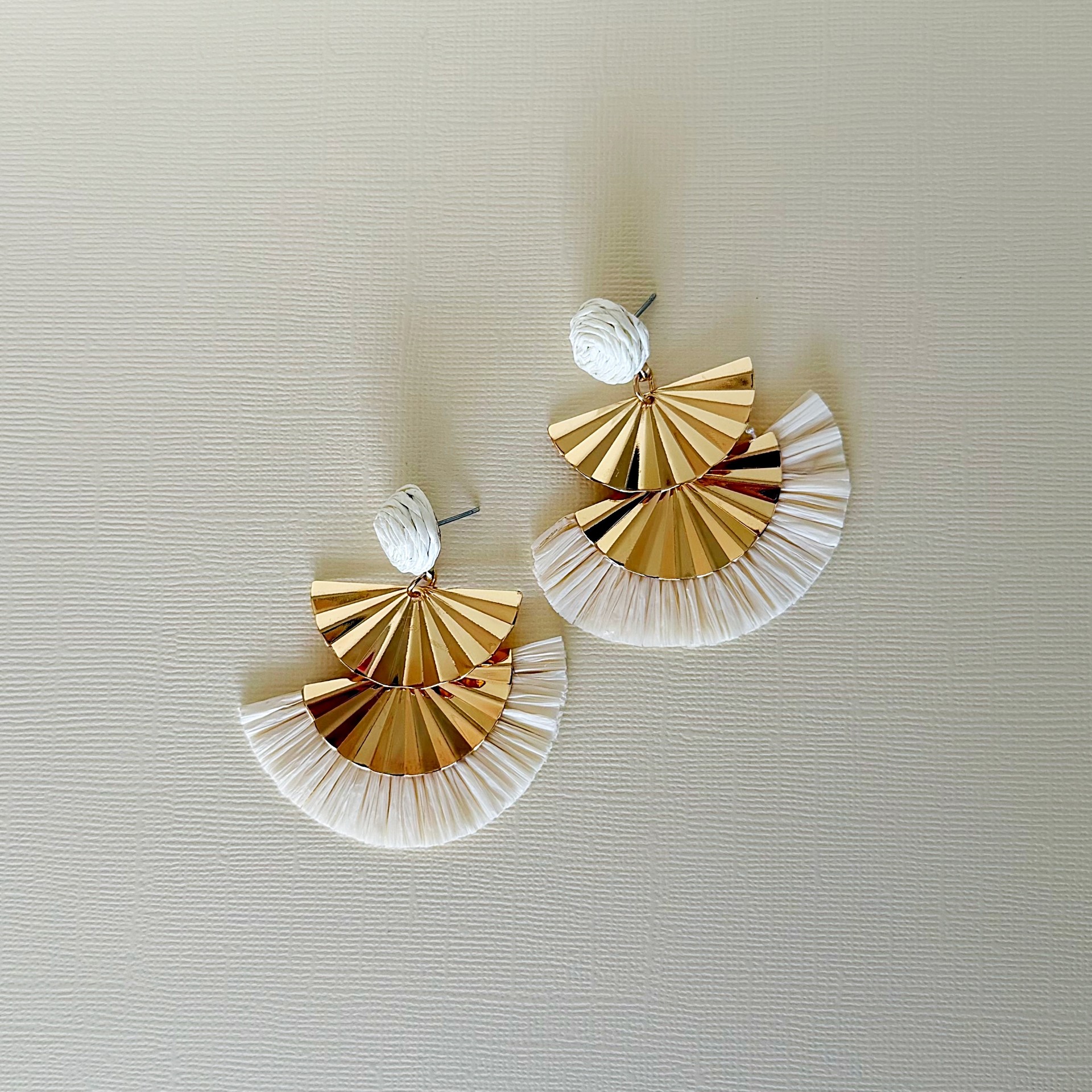 Jojo Earrings | White