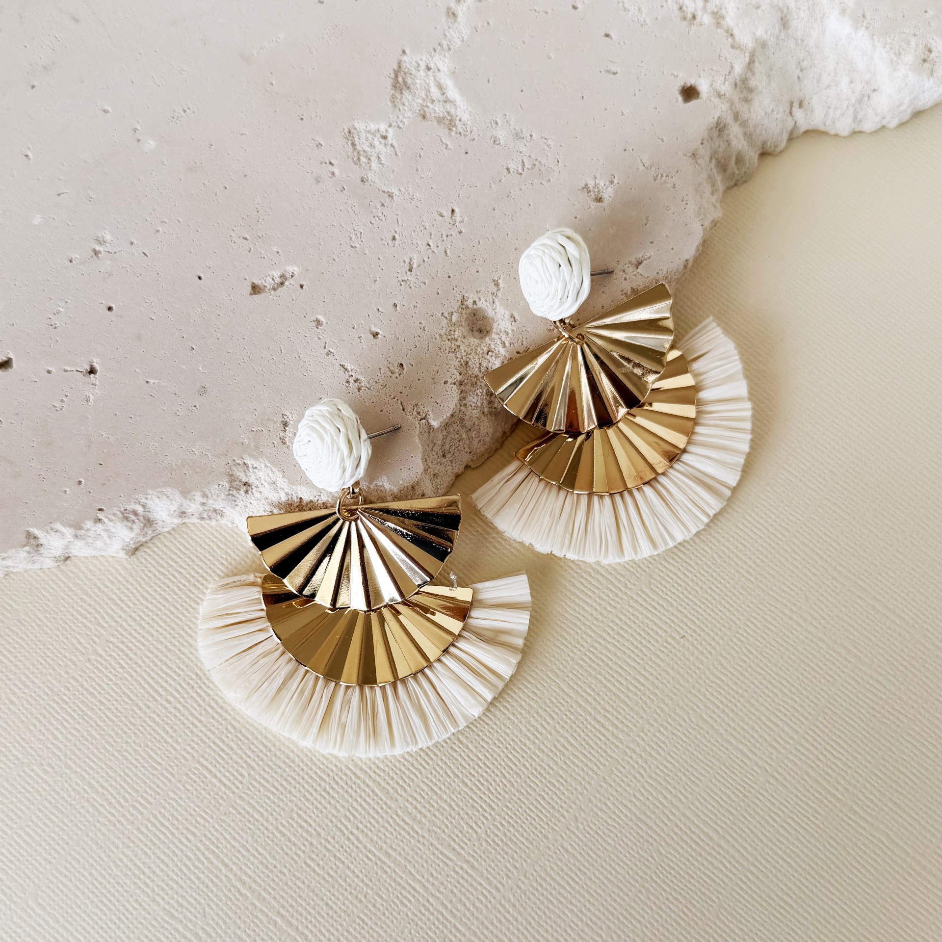 Jojo Earrings | White