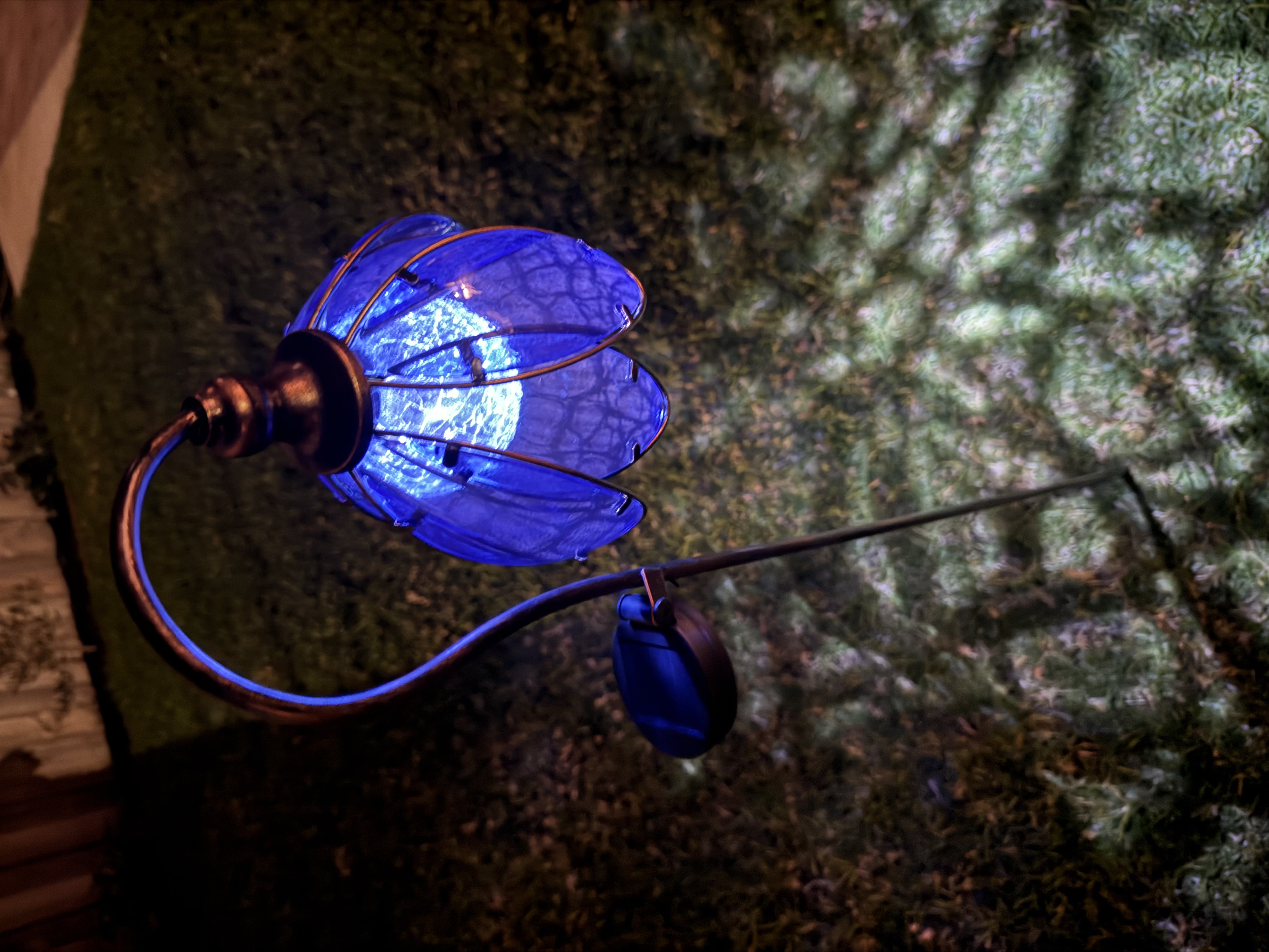 The Amara Solar Light - Blue (MOQ4/PPU)