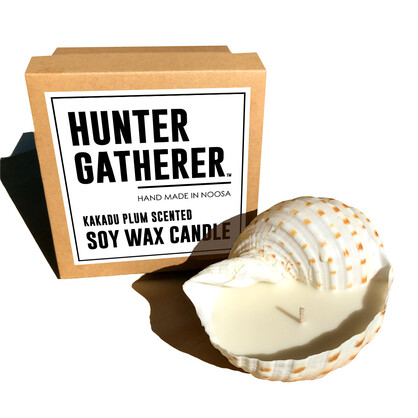 Seashell Soy Wax Candle / Tonna