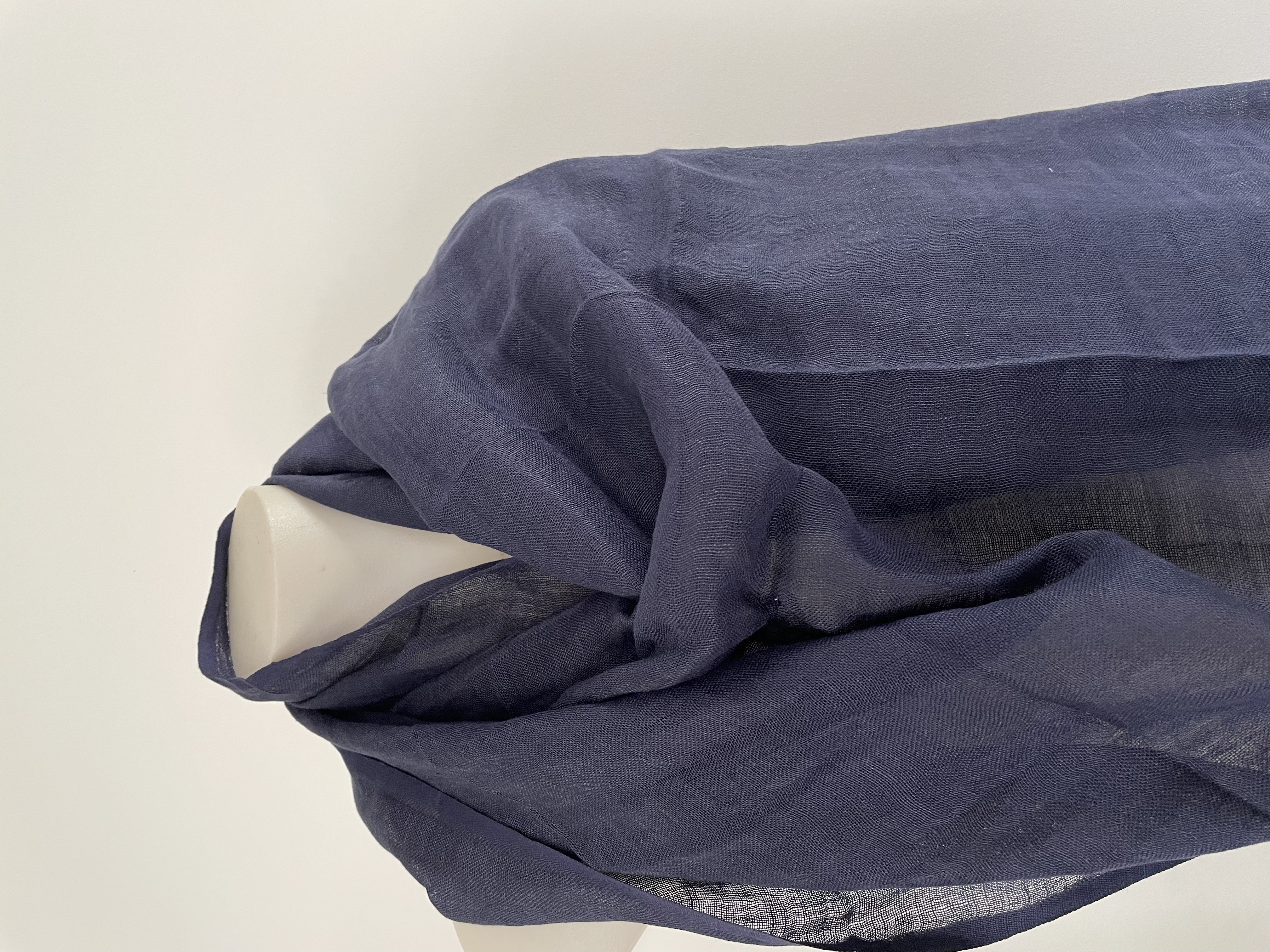 Linen Scarf Navy 90 D