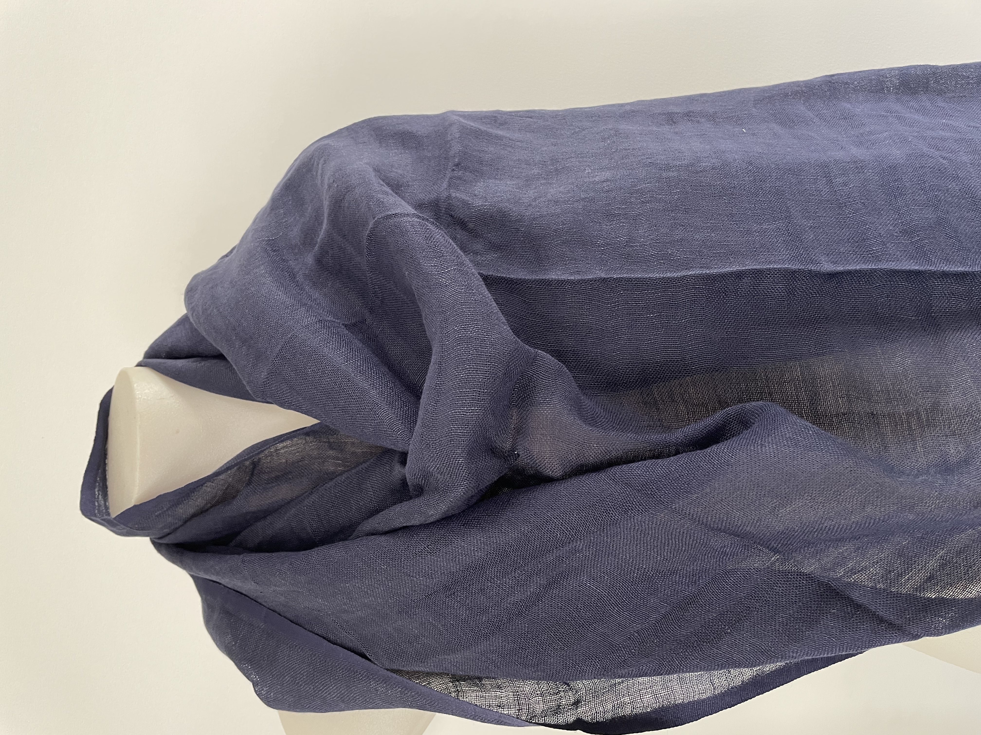 Linen Scarf Navy 90 D