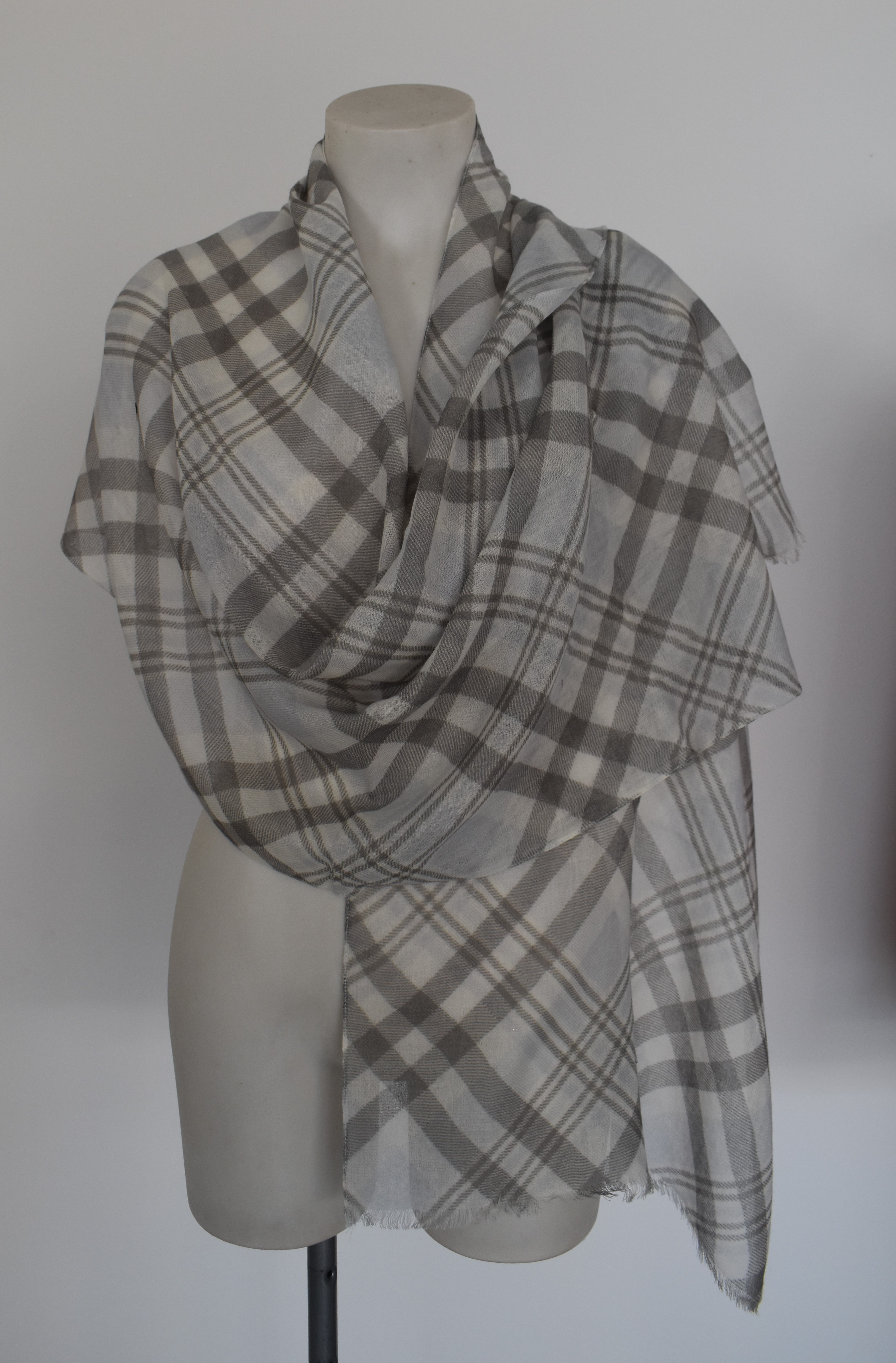 Printed Merino Wool Scarves Powder Plaid