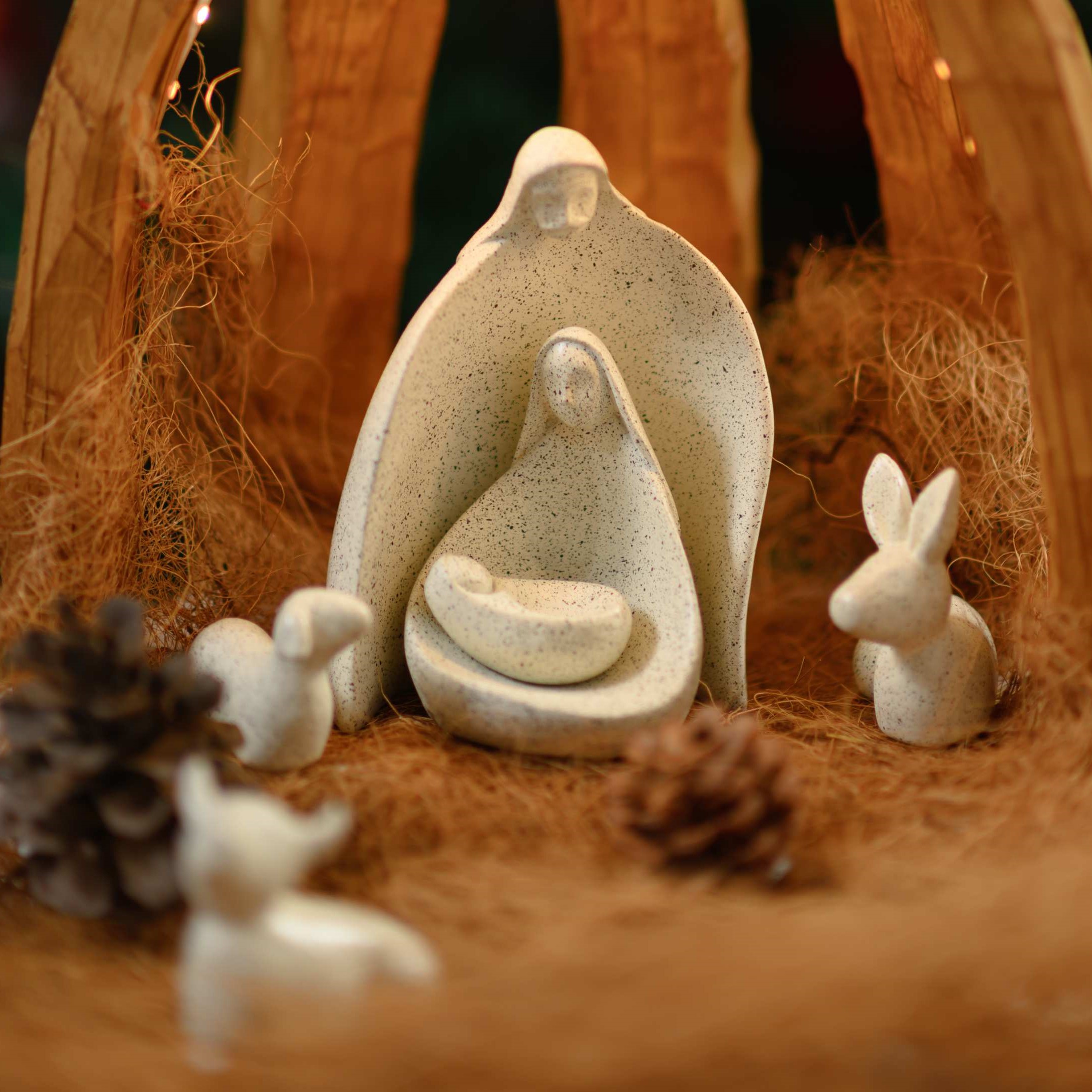 RESIN NATIVITY SET