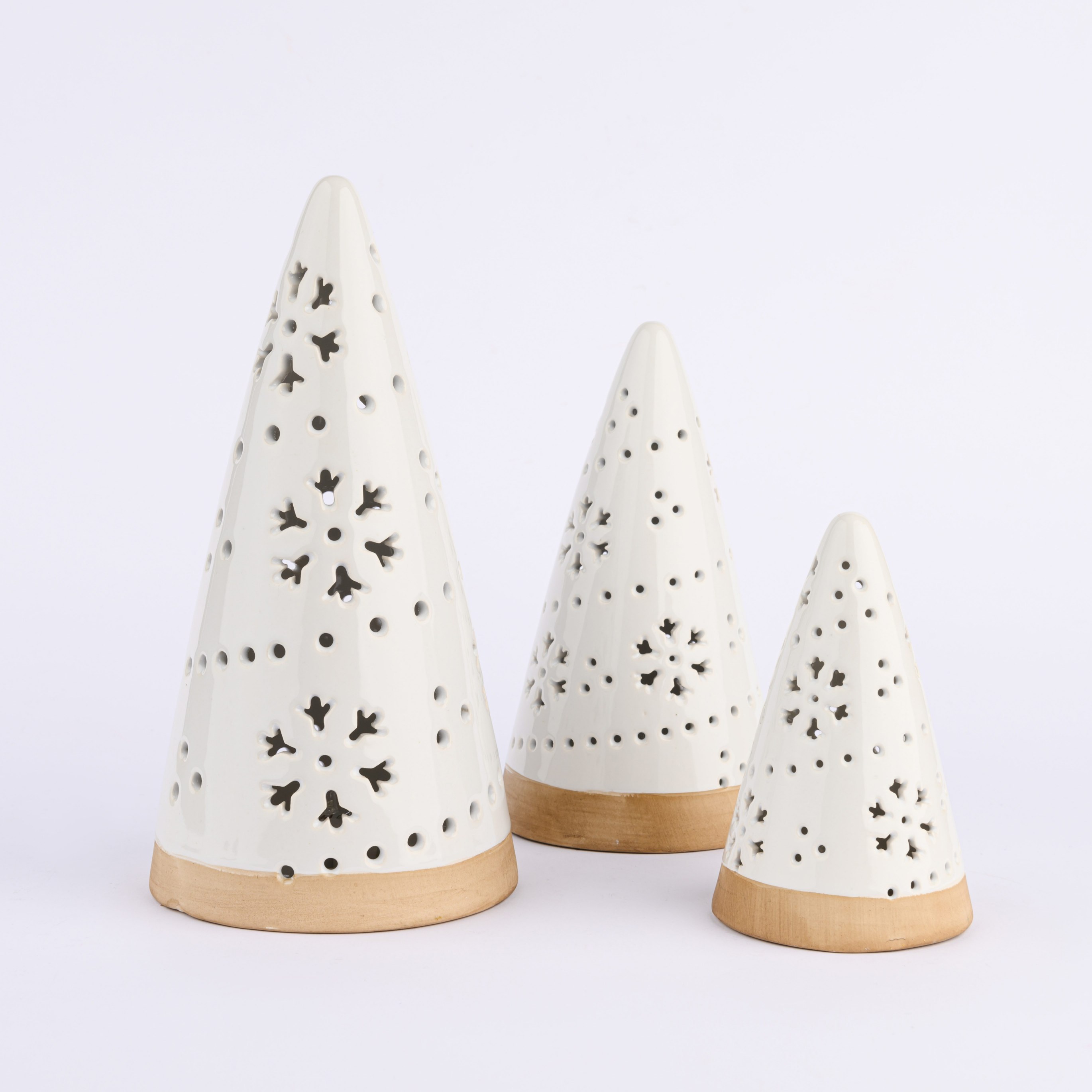 PORCELAIN X'MAS WHITE CHRISTMAS TREE WITH LED LIGHT