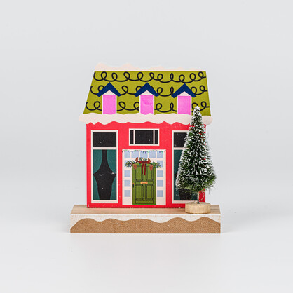 Wooden Christmas House Tabletop Decor With Wreath Door