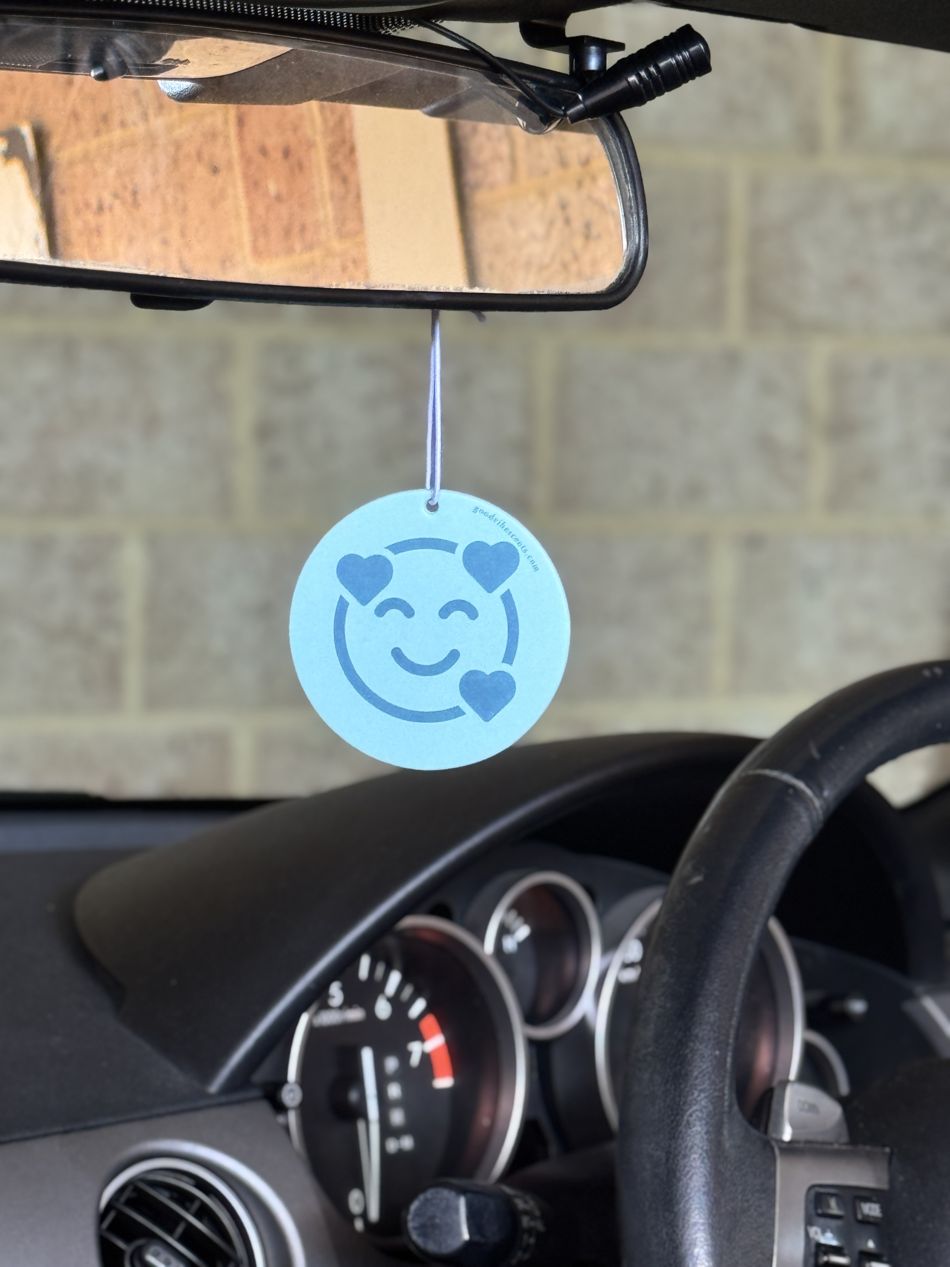 Smiling Face with Hearts Smellmoji - Car Air Freshener