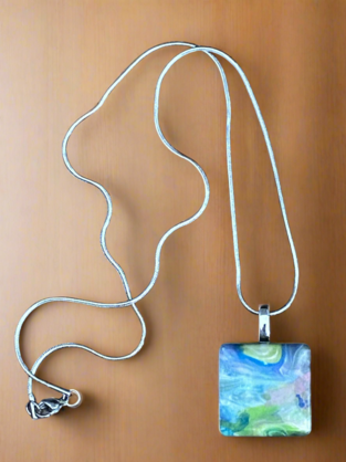 Fluid art necklace - Square